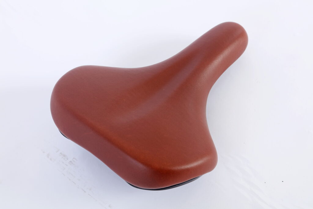 Holy Roller Replacement Saddle for 2022-23 Model Years.

Fits any bicycle!

Medium width saddle offering both comfort and performance.